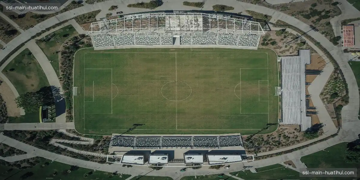 🏀 攻防转换快如幻影,全场屏息凝神聚焦。👀